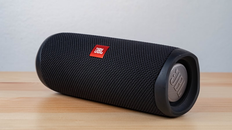 Lumora SoundBox Mini