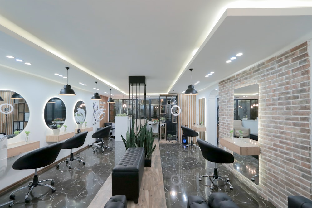 Suasana interior salon Maison Séraphine